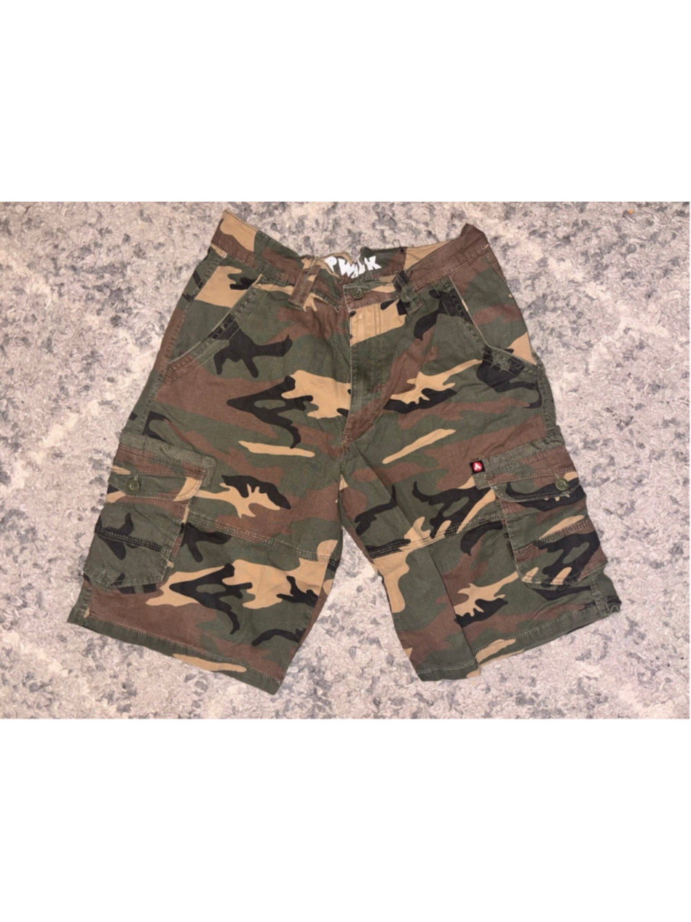 Airwalk camo cargo shorts